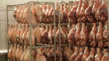 Detienen a tres personas por el robo de 190 jamones y 120 paletillas en Granada