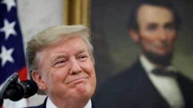 Trump asegura que EEUU cuenta con un plan "perfectamente coordinado" para combatir el coronvirus