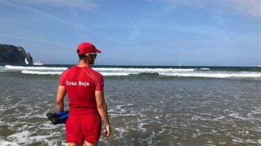 Un yate se hunde en Jávea (Alicante) con cinco tripulantes rescatados a la deriva