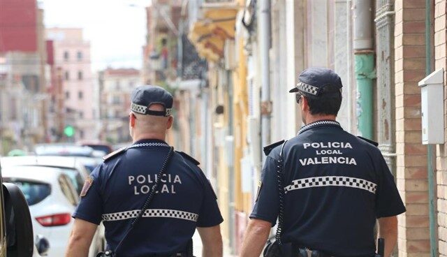 Arrestado tras intentar llevarse por la fuerza a una bebé en Valencia