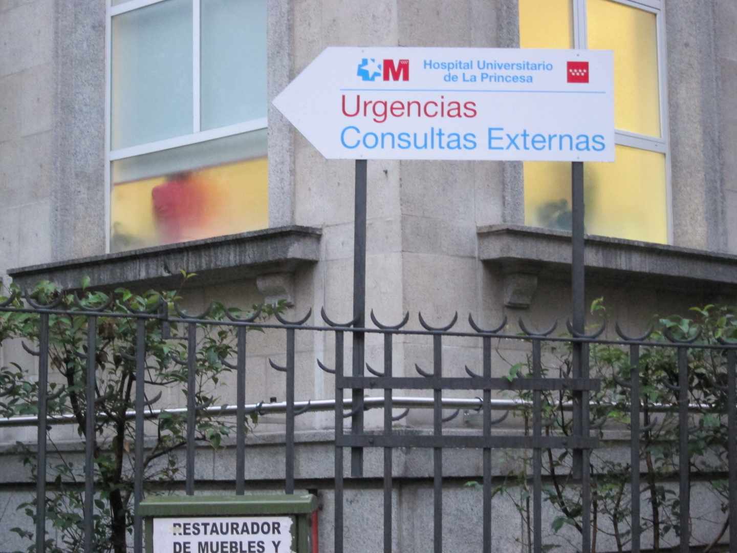 23 médicos con gastroenteritis tras comer en la cafetería del hospital durante una guardia