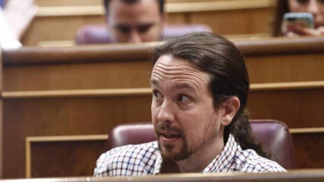 Iglesias durante la segunda y fallida votación en el Congreso de los Diputados para la investidura de Sánchez, el 25 de julio.