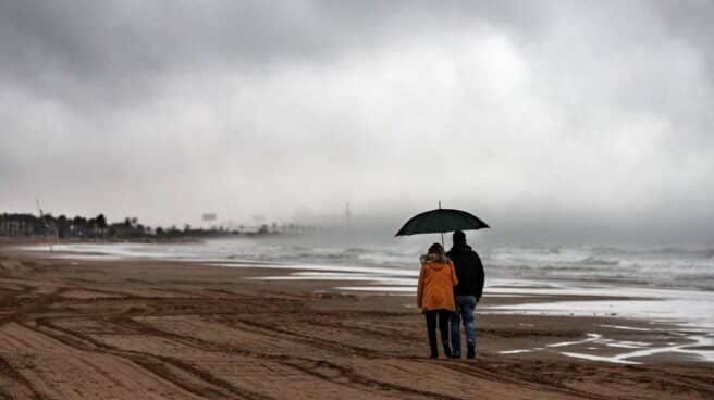 Imagen de archivo de una tormenta en Valencia Imagen de archivo de una tormenta en Valencia