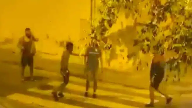 Tres hombres protagonizan una pelea con cuchillos de varias horas en Barcelona
