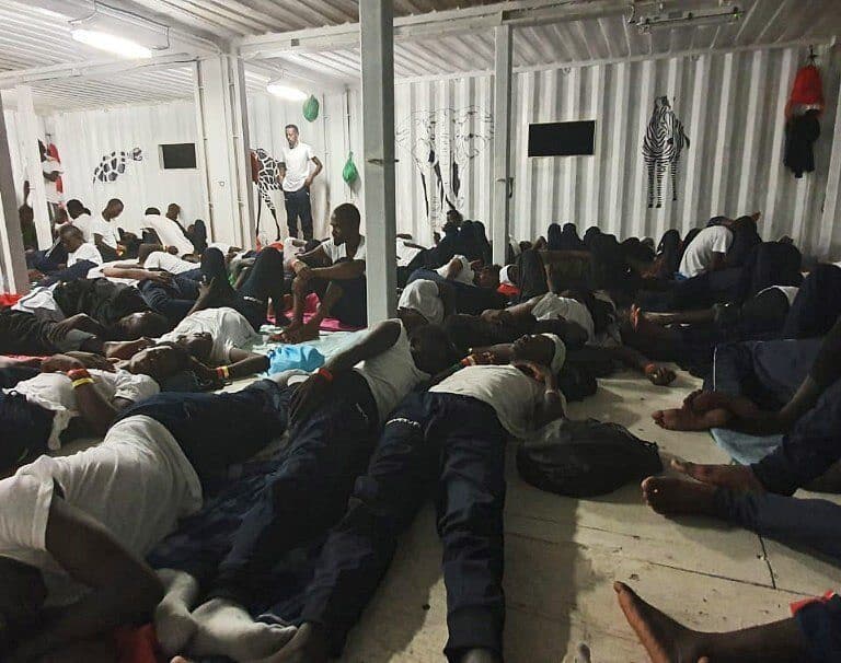 Los 356 migrantes del Ocean Viking desembarcarán en Malta y se repartirán por Europa