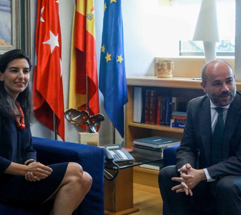 Monasterio solo hará presidenta a Ayuso si convence a Vox en su discurso de investidura