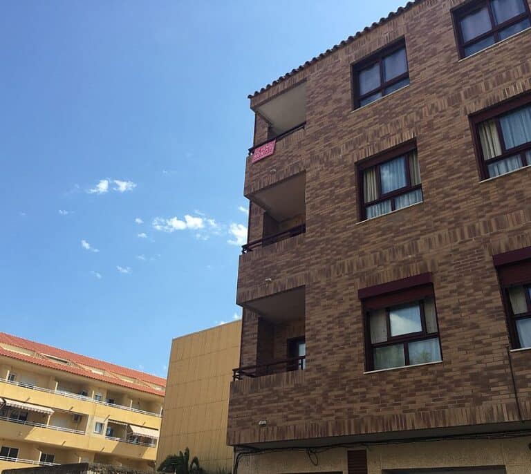 Casaktua ofrece 1.100 viviendas en la costa a un precio medio de 60.000 euros