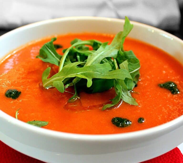 ¿Gazpacho o salmorejo? Cuál es más saludable para el verano