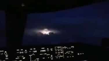 Así se veía desde el aire la espectacular tormenta que azotó Madrid este lunes