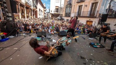 Sonorama 2019: la comunión de Viva Suecia en la Plaza del Trigo