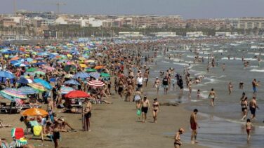 El Instituto Coordenadas pide un "plan urgente" que salve al turismo y a sus 3 millones de trabajadores