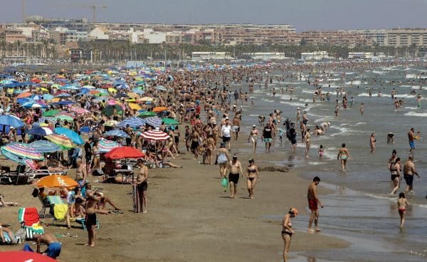 Playa de la Malvarrosa de Valencia Playa de la Malvarrosa de Valencia