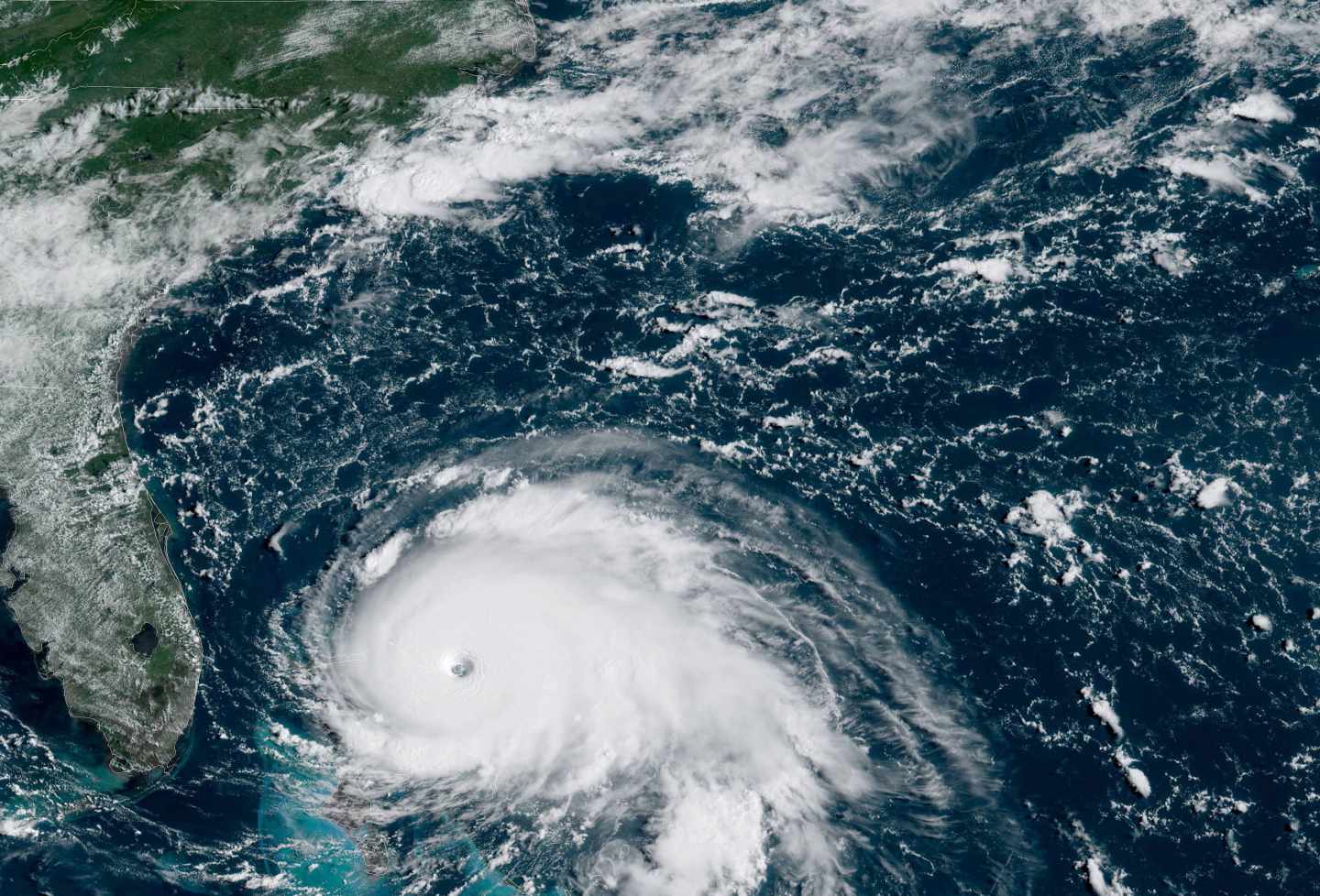 Imágen satélite del ojo del huracán Dorian.