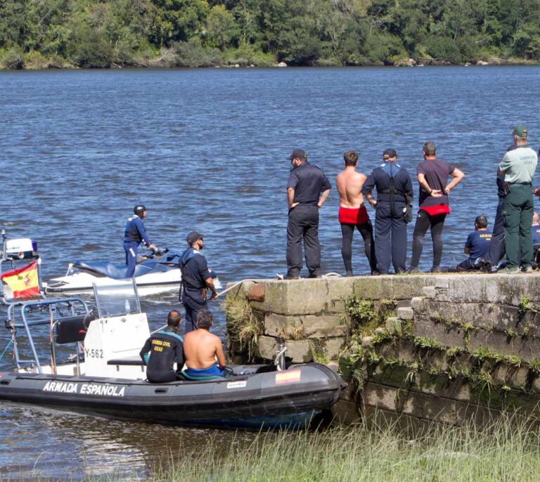Encuentran el cuerpo del triatleta portugués desaparecido el domingo en el río Miño