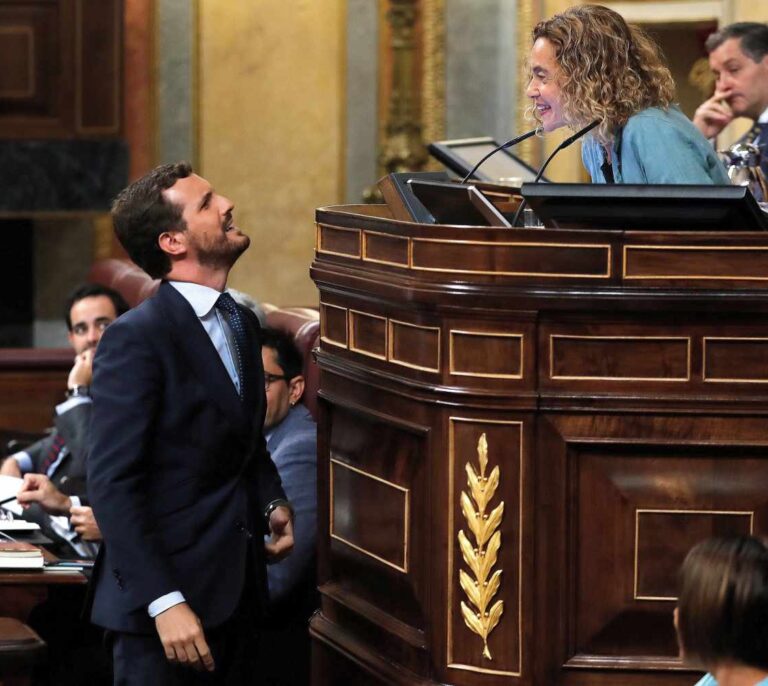 Casado compara a Sánchez con Johnson y avisa: "España no merece elecciones"