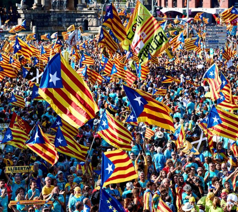 Aragonés se la juega en la manifestación de la Diada para presionar a Sánchez