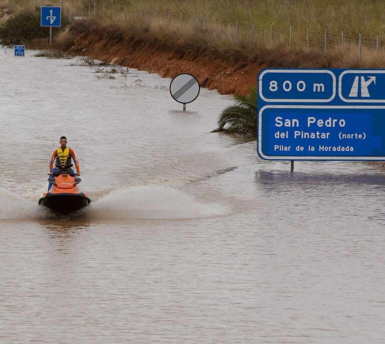 Murcia, inundada en la peor gota fría de la historia: "La situación es extrema"