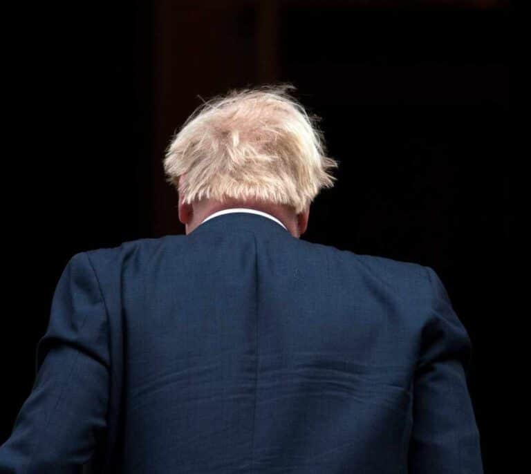 Boris Johnson al Parlamento reabierto: "O ejecutamos el Brexit o vamos a elecciones"