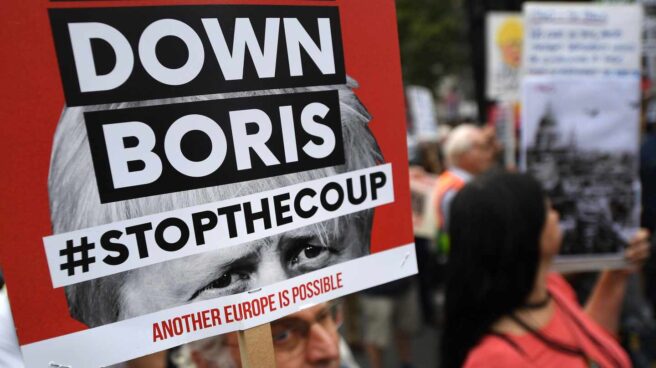Los detractores del Brexit se manifiestan contra la gestión de Boris Johnson.