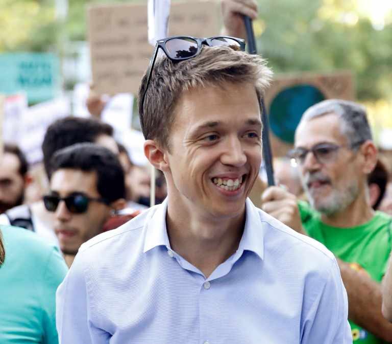 Errejón se apropia de 'Los Suaves': "Dónde vas bala perdida, vamos todos Más País"