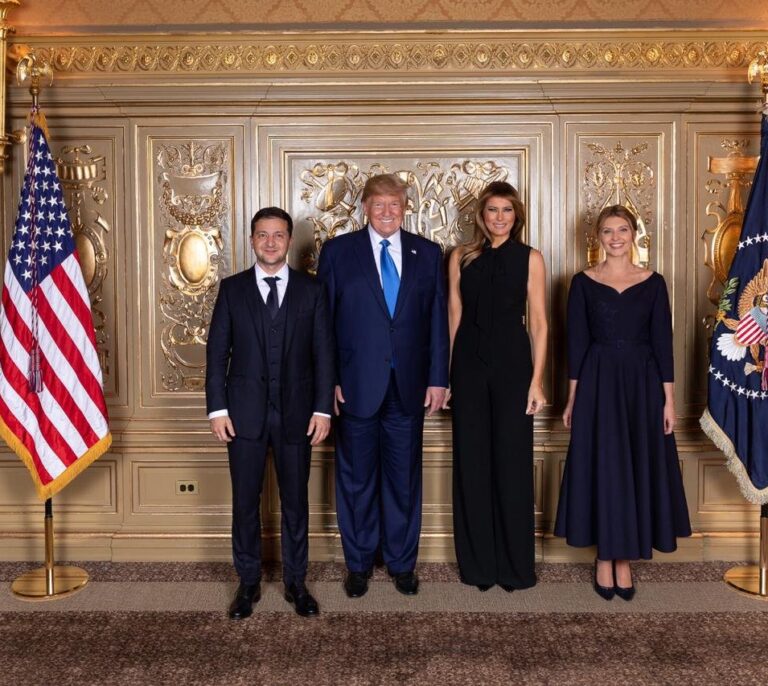 Donald Trump pidió al presidente de Ucrania que investigase a los Biden