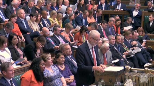 Jeremy Corbyn Parlamento El líder laborista, Jeremy Corbyn, en el Parlamento británico, en la sesión de preguntas al primer ministro Johnson.