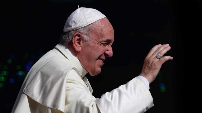 El Papa Francisco, rescatado tras quedarse encerrado en un ascensor en El Vaticano