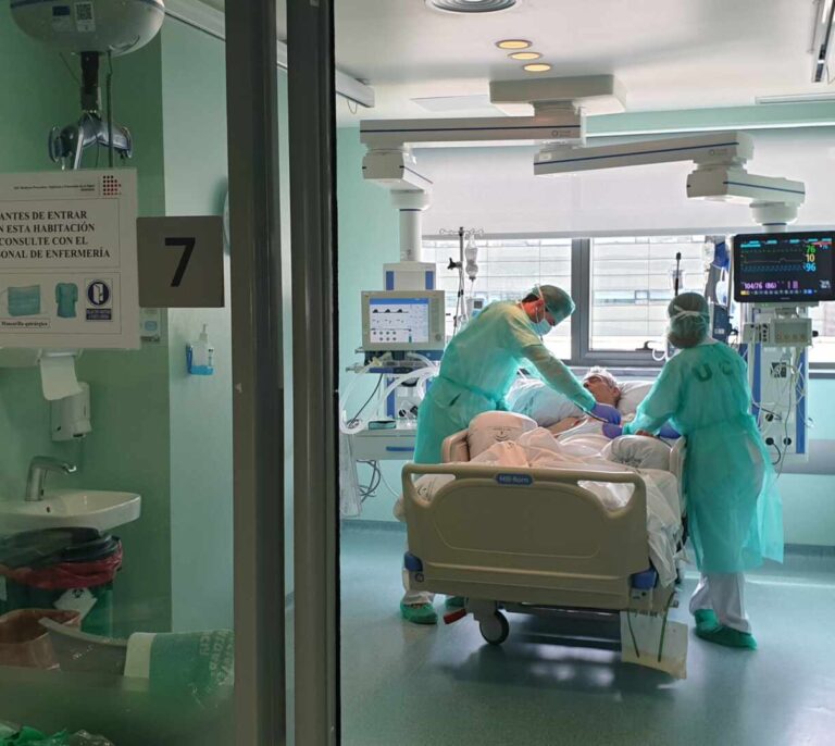 Tratan al primer paciente en España con terapia de protones