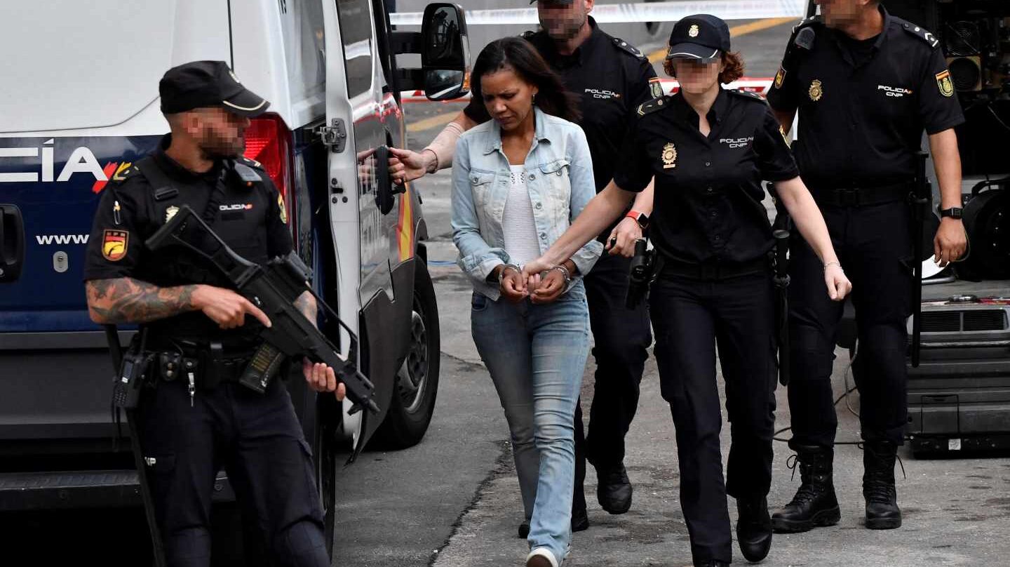 Ana Julia Quezada, trasladada a la sala en la que se celebra el juicio.