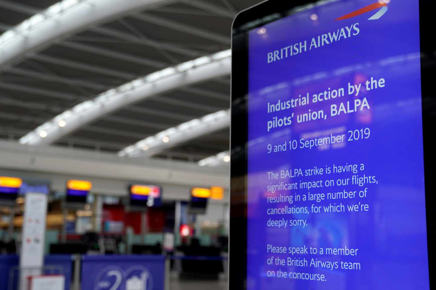 Cartel informativo sobre la huelga de pilotos de British Airways.