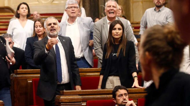 Bronca en el Parlament