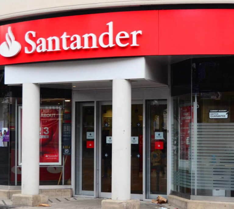 Santander asume un deterioro de 1.500 millones por su negocio en Reino Unido