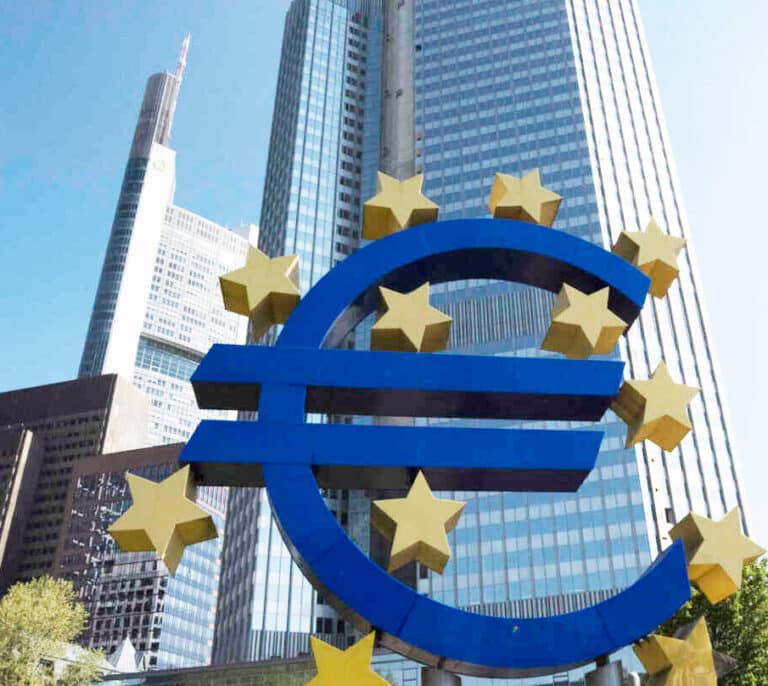 La banca europea 'renuncia' al dinero del BCE: sólo demanda 3.400 millones