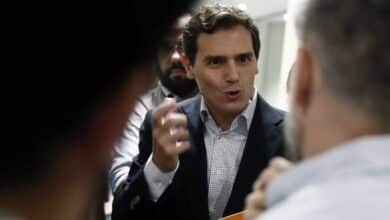 Ciudadanos se olvida de la estrategia del 'no' a Sánchez ante el vértigo electoral