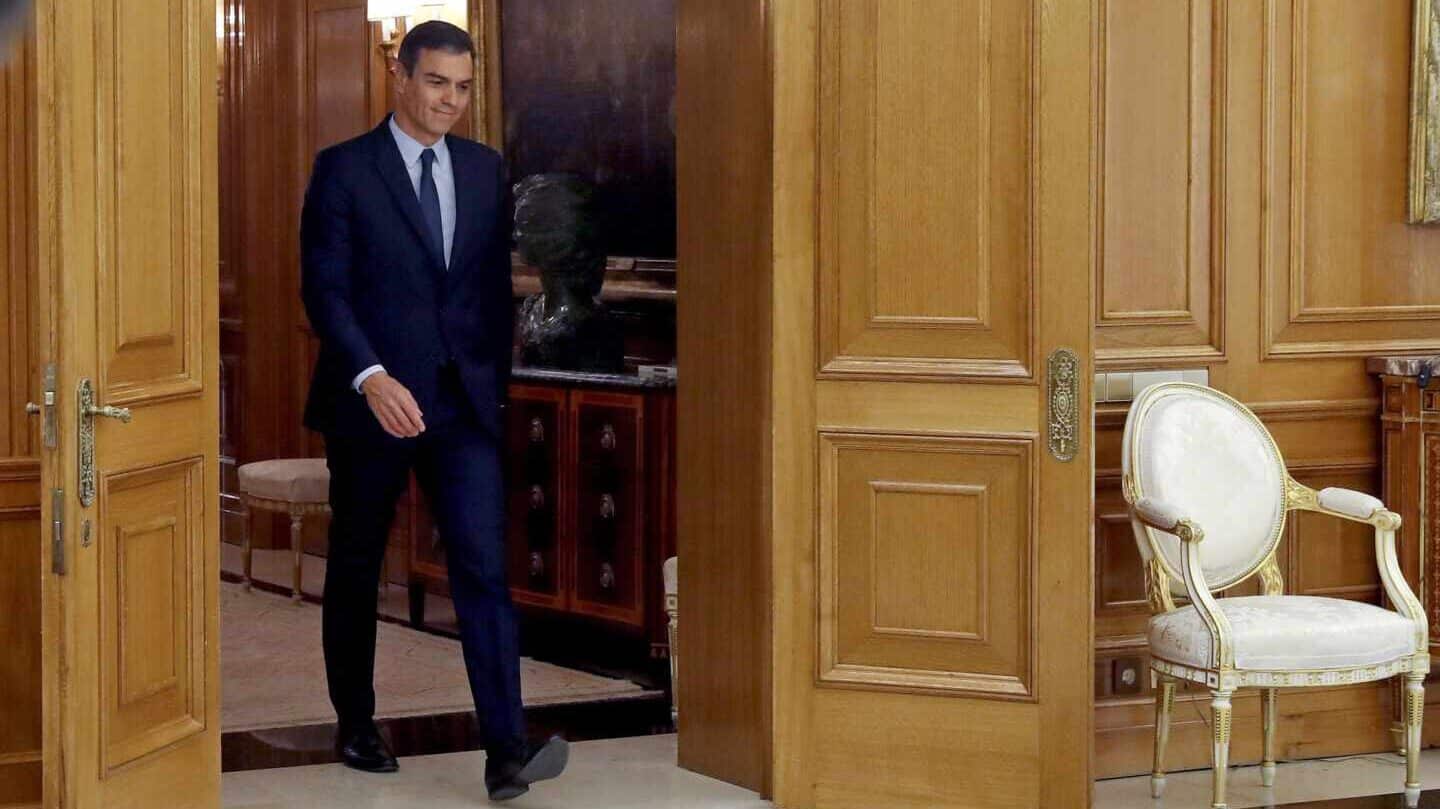 S&P 'regala' a Pedro Sánchez su primera subida de rating pese al bloqueo político