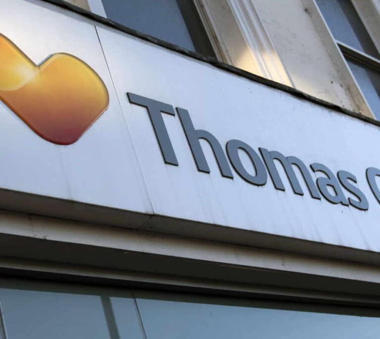 España pedirá ayudas a Bruselas para tapar las pérdidas por la quiebra de Thomas Cook