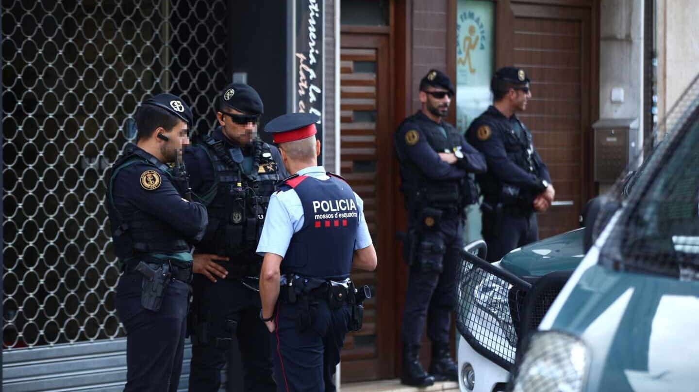 La CUP denuncia detenciones políticas y los CDR piden "plantar cara a la represión"