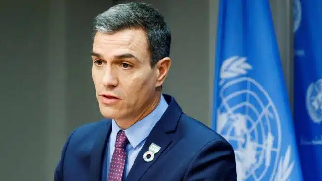 Pedro Sánchez defiende en la CNN la  República y ataca a Franco por filonazi
