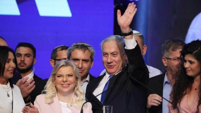 cropped-Bibi-Netanyahu-y-su-esposa-Sara-1.jpg