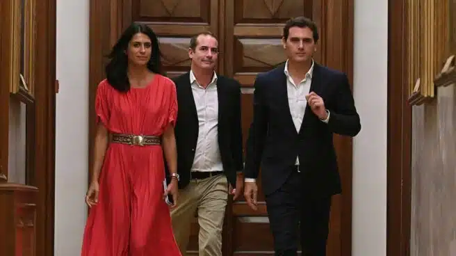 Rivera levanta el veto a Sánchez y abre las puertas a un acuerdo PSOE-Cs tras el 10-N