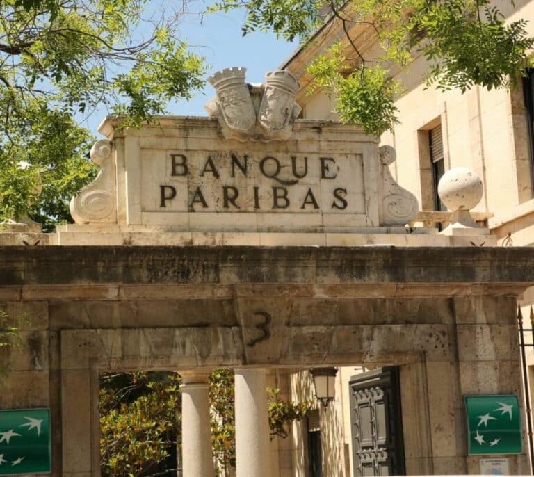 Indexa Capital lanza un dardo a la banca para atraerse a los clientes de BNP Paribas PI