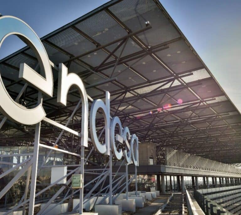 Endesa deja a 26.000 jubilados desde hoy sin descuento en sus recibos de la luz