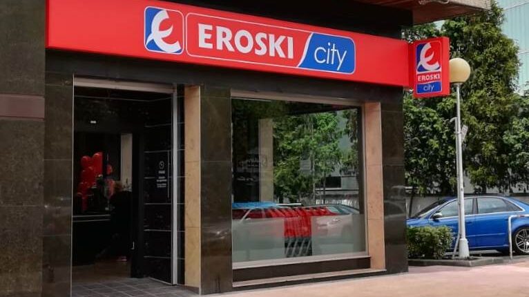 Eroski sucumbe a la presión de Mercadona y concentra ya menos del 5% de las ventas