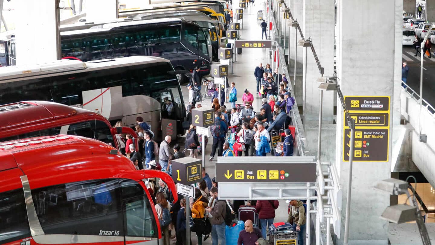 Rebelión en el sector del autobús: denuncias de irregularidades en los concursos de líneas