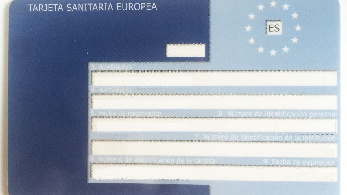Un juzgado de Madrid investiga una web por cobrar por la tarjeta sanitaria europea