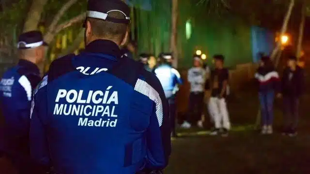 Detenido tras agredir con un machete de medio metro a dos personas en Lavapiés