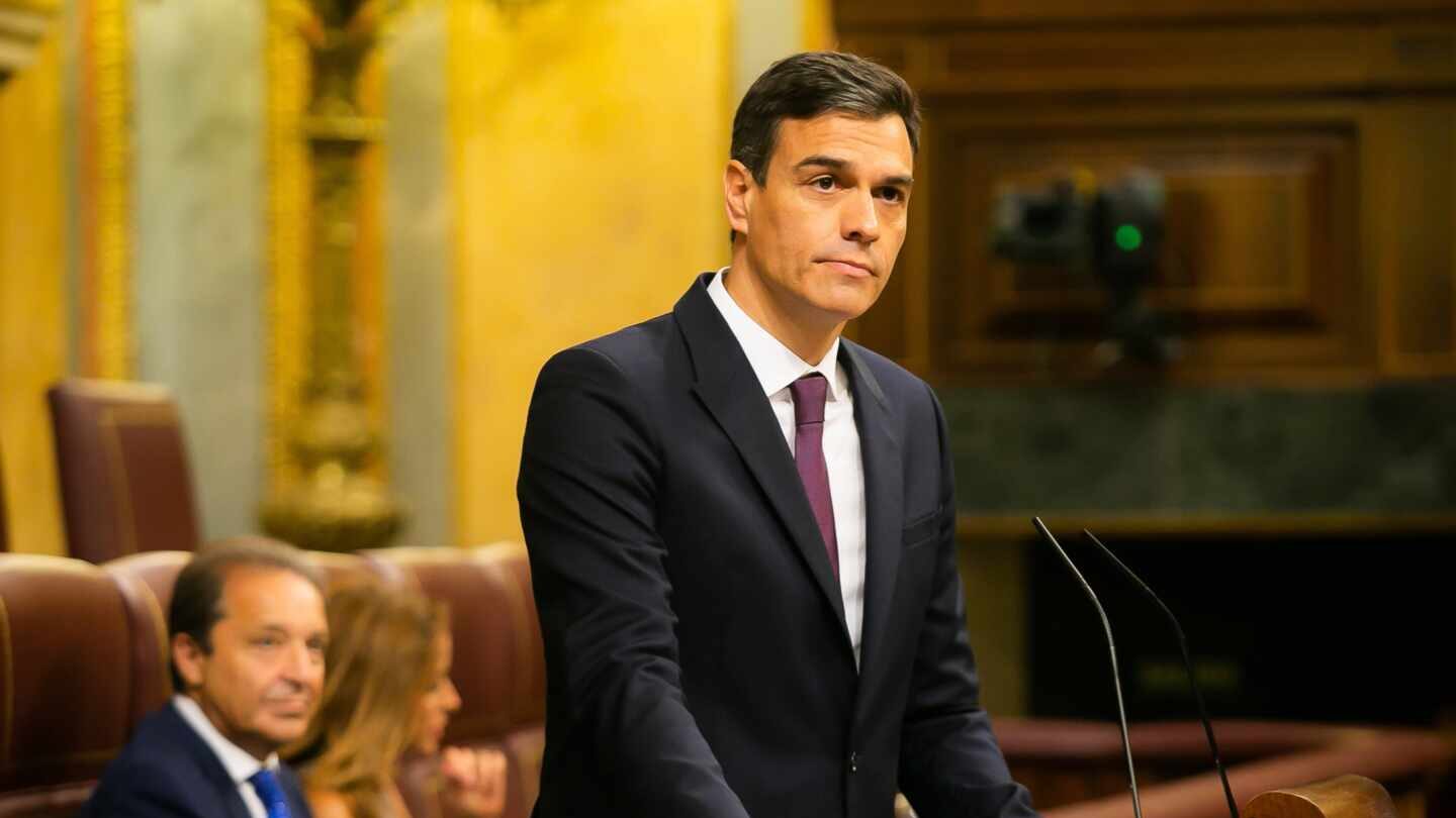 Sánchez asegura que bajará los impuestos a los autónomos y Rivera no se lo cree