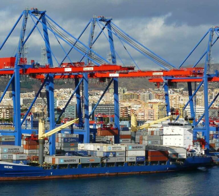 Fitch advierte de que la economía mundial crecerá al menor ritmo en 8 años