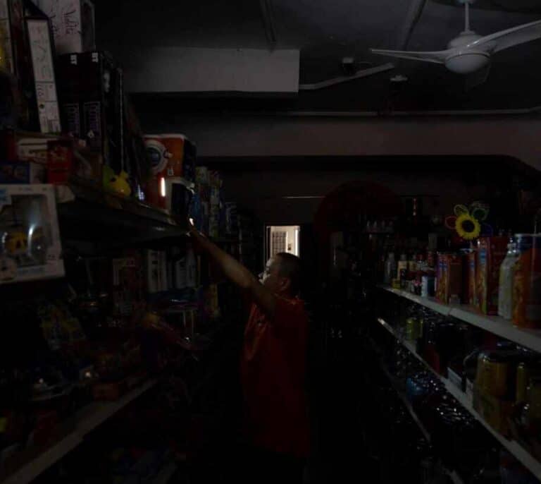 Red Eléctrica avisa de que tardará semanas en poder explicar el apagón total de Tenerife