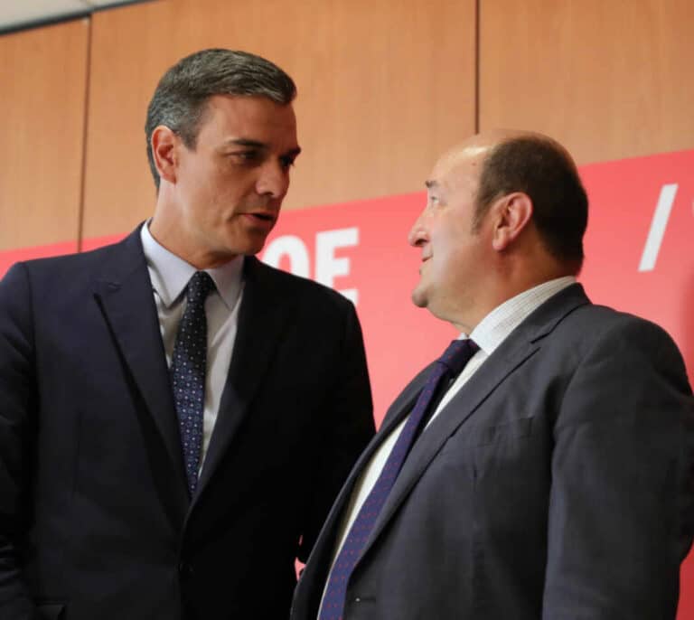 El PNV urge a Sánchez a "dar un puñetazo en la mesa del Consejo de ministros" ante Podemos